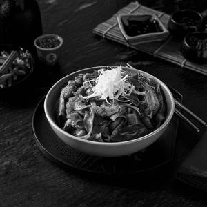 Pad Kee Mao Chicken