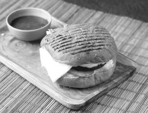 Chicken Cheesee Burger