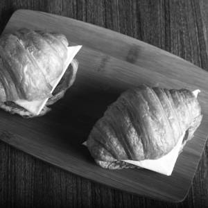 Tomato Cheese Croissant
