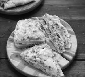 Mg special loaded grilled sandwich (With waffers)