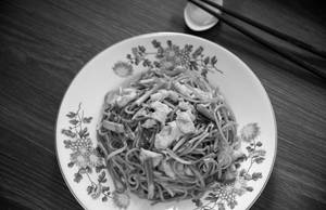 Exotic Combination Noodles Egg