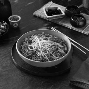 Spicy Chili Basil Noodle Veg