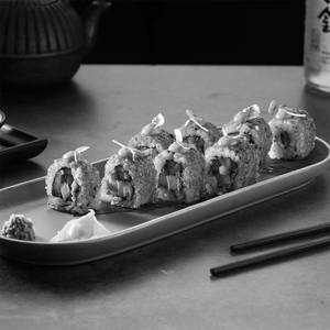 Spicy Tofu & Avocado Maki
