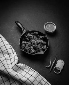 Chicken Hirwe Kaleji Fry