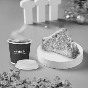 Veg Puff with Beverage