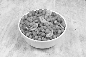 Khara Boondi