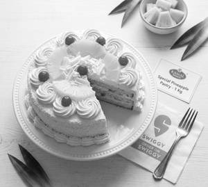 Special Pineapple Pastry Cake (1 Kg)