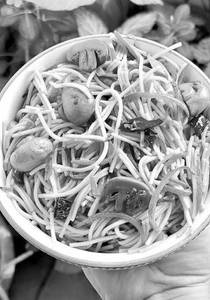 Schezwan Mushrrom Noodles