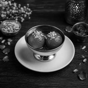 Hot Gulab Jamun [2 Pieces]