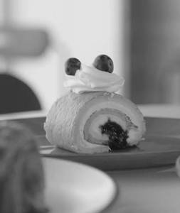 Japanese Blueberry Swiss Roll Pastry