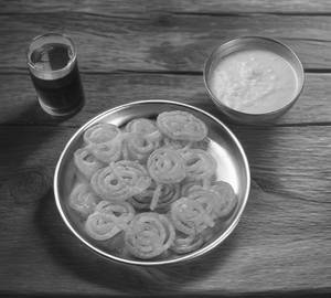 Coin Jalebi With Rabdi (350Gms)