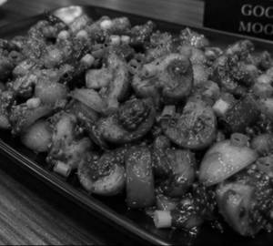 Dry mushroom chilli