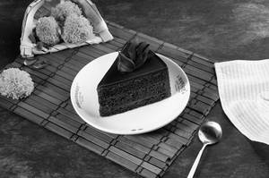 Chocolate Murkdense Pastry