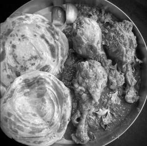 2 lachha paratha and chicken kasa(2 pcs)