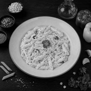 White Sauce Pasta