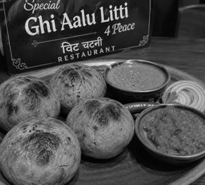 Spl ghee aloo litti with chutney 