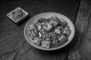 Cottage Cheese In Hot Garlic (dry) - 10 Pcs