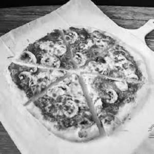 Grilled Mushroom Pesto Pizza