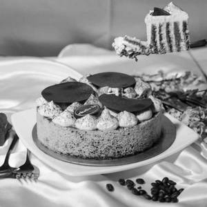 Eggless Tiramisu Roll Cake [500 g]