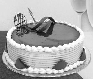 Black Currant Premium Cake