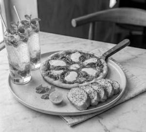 Date Night Pizza Combo