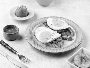 Mushroom Toast With Fried Egg