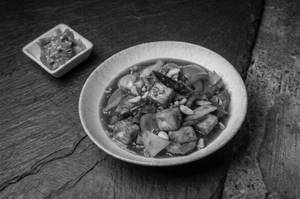 Cottage Cheese Kung Pao (gravy) - 8 Pcs