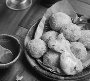 Potato Cheese Balls 10pc