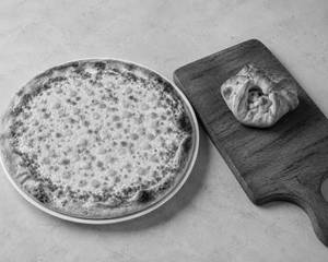 Cheesy Corn Pizza(7 Inch) + Zingy Paneer Parcel