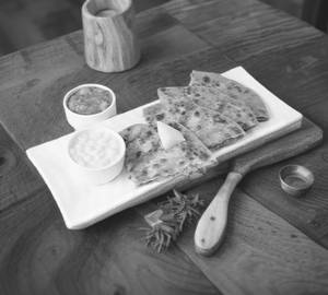Sattu paratha [2 pieces]