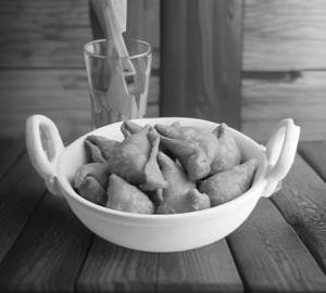 Dal Samosa