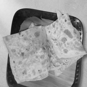 Egg Veechu Parotta