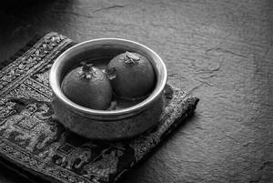 Gulab Jamun (2 Pc)