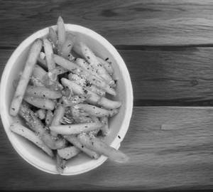 Chilli garlic fries