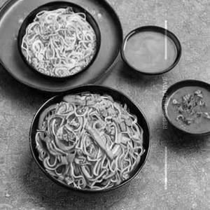 Veg royal noodles                                                                           