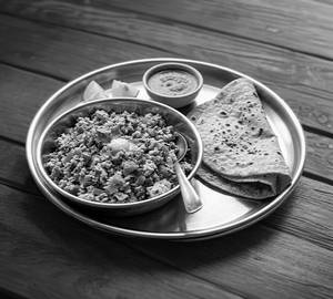 Paneer Bhurji With 4 Roti