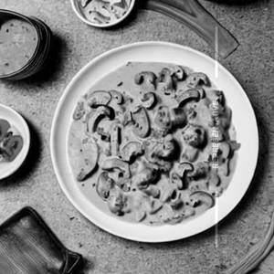 Mushroom stroganoff or pink sauce