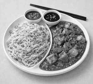 Noodles Chilli Paneer