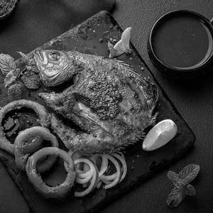 Tandoori Pomfret (half)