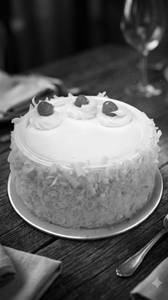 White Forest Cake