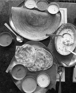 4 Veg Parotta + 2 Special dosa