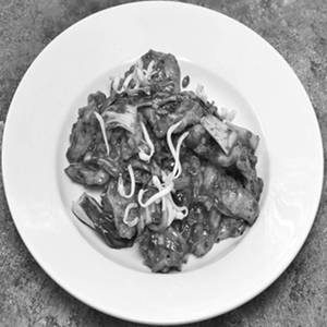 Black Pepper N Pokchoy Chicken (In 650Ml Container)