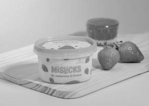 Strawberry & Cream Ice Cream (125ml)