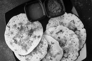 Capsicum Onion Uttapam