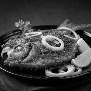 Pomfret Koliwada (half)