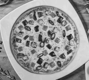 Butter Paneer Pizza