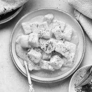 Shahi Paneer Gravy                                                            