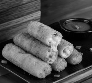 Veg Cheese Corn Roll