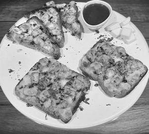 Paneer cheese garlic bread