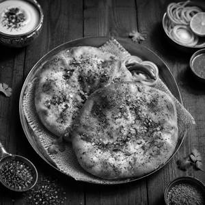 Stuffed Onion Kulcha